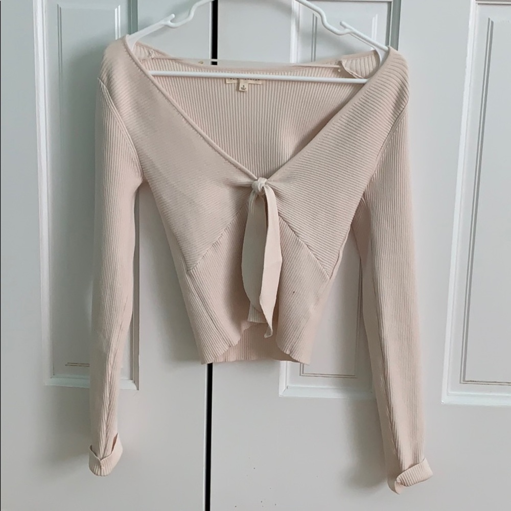 L.A Hearts bowtie V-neck long sleeve sweater